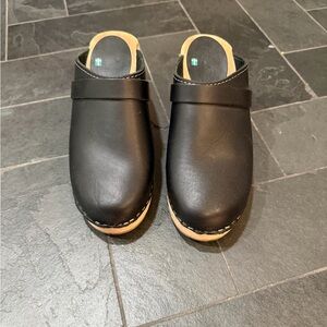 Lotta From Stockholm Black Leather Clogs 39